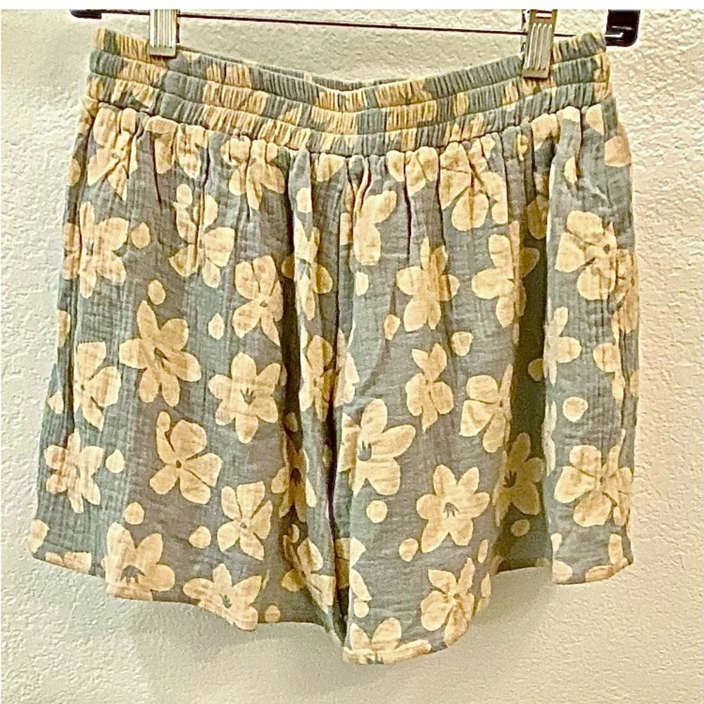Floral Print, High Waisted Shorts